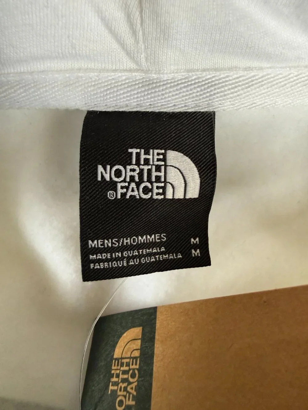 The North Face men's pullover hoodie sweatshirt drawstring hood pocket white M